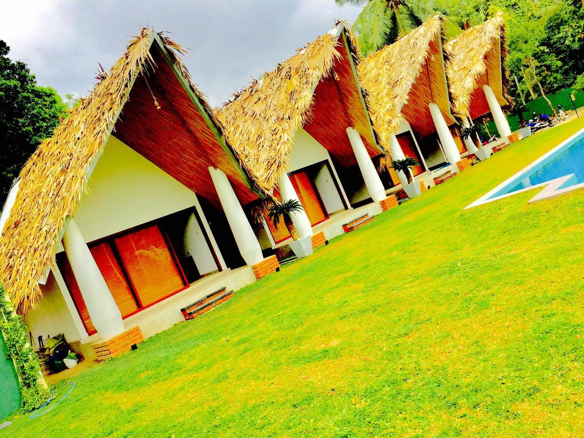 Airport Resort Katunayaka Εξωτερικό φωτογραφία